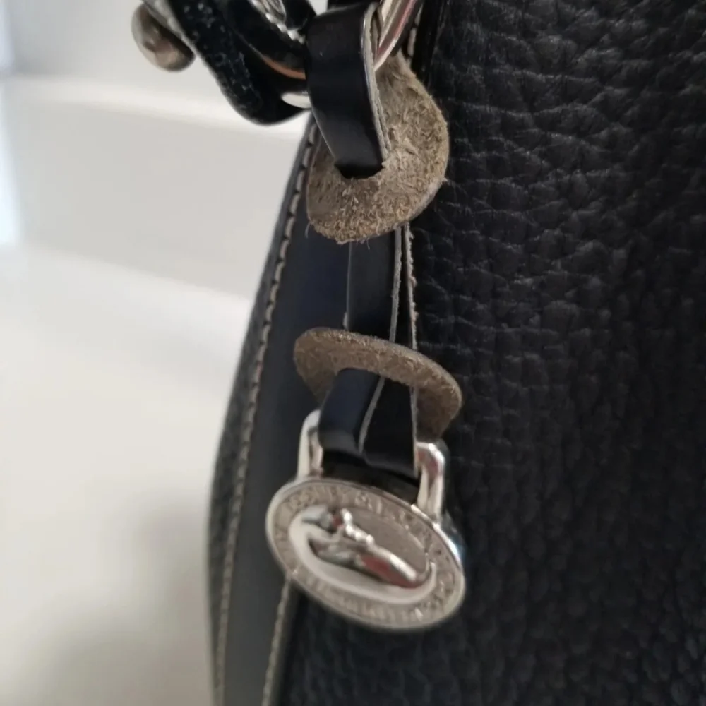 Sold! Vintage Dooney & Bourke Serena Black Pebbled Leather Drawstring Bucket Bag - Picture 9 of 9